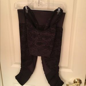 Phat Buddha Cross-Back Bra and Leggings set.